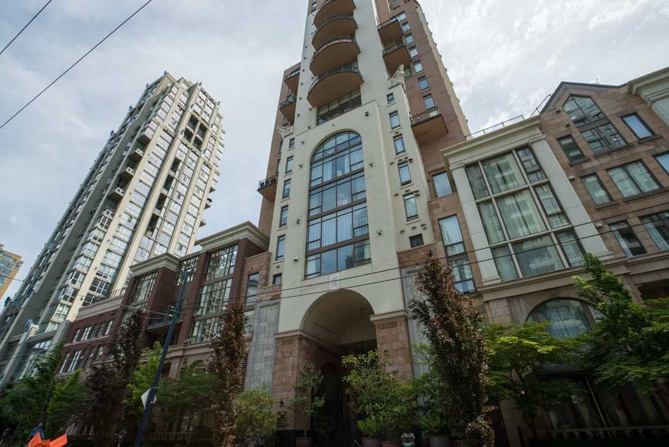 Grace Tower, 1280 Richards Street Vancouver, BC - REW