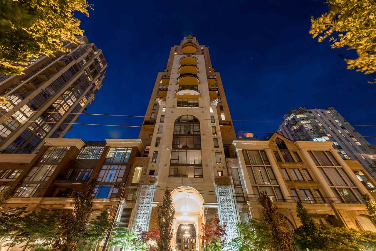 499 Drake Street, Vancouver, BC V6B 1B1