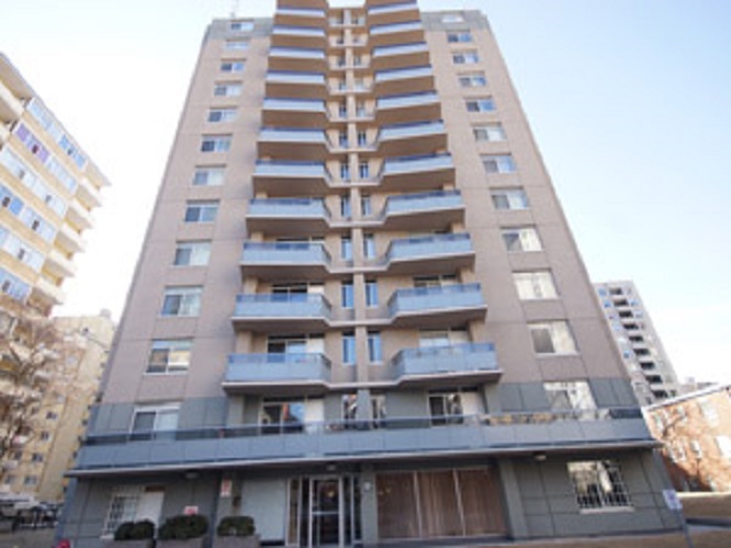 89 Isabella Street, Toronto, ON M4Y 1N9