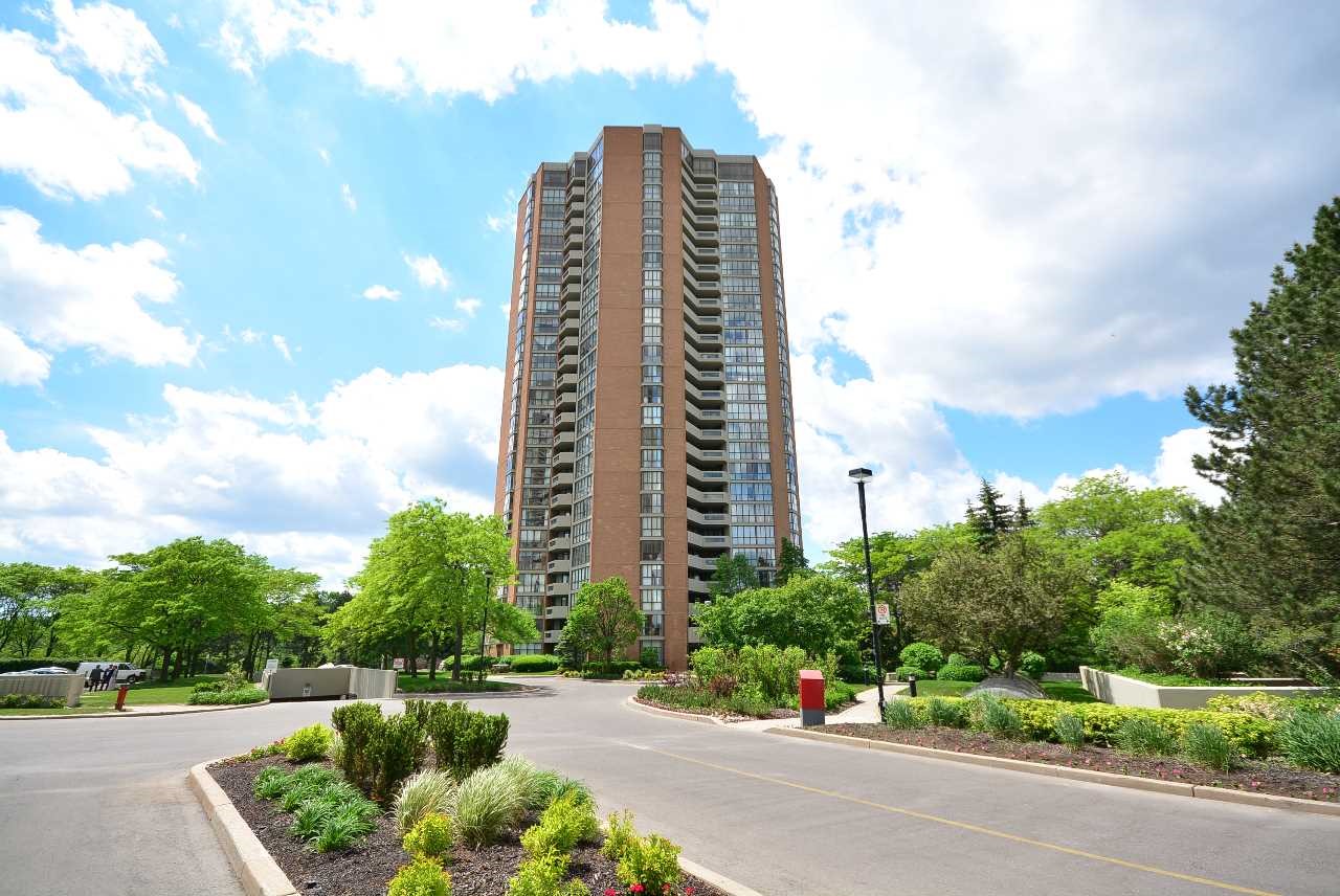 2000 Islington Avenue , Toronto, ON M9P 3S7