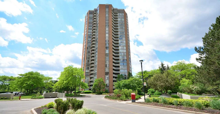 2000 Islington Avenue , Toronto, ON M9P 3S7