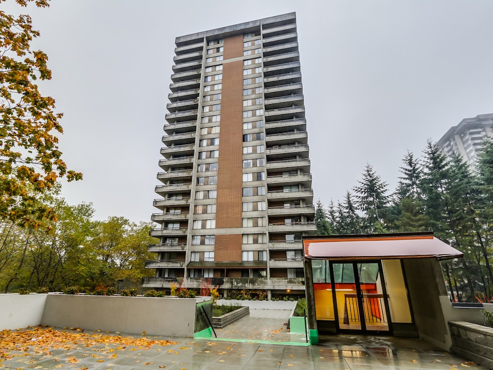 Timberlea, 3771 Bartlett Court Burnaby, BC