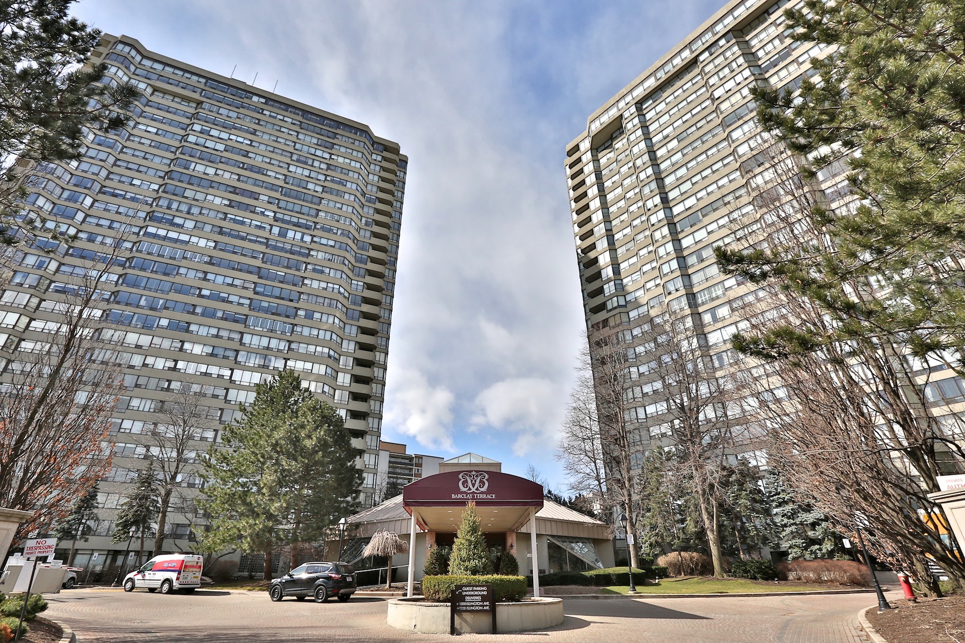 1320 Islington Avenue , Toronto, ON M9A 5C6