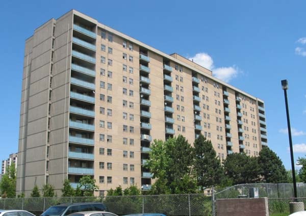 2900 Jane Street, Toronto, ON M3N 2J7