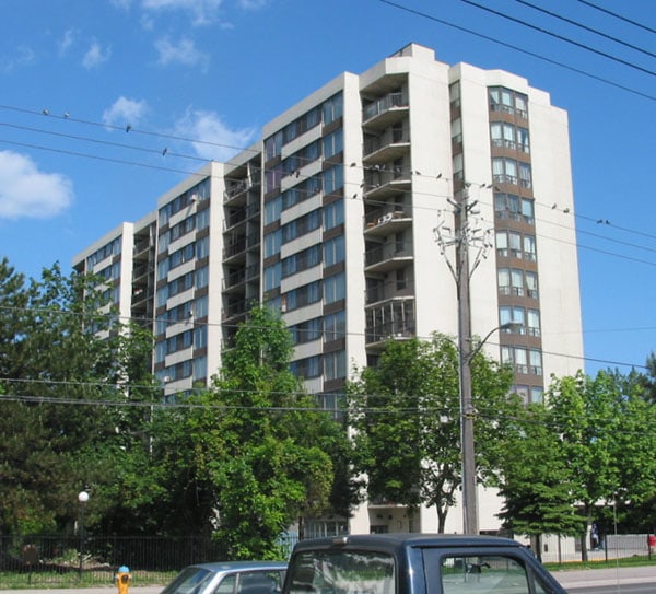 1779 Jane Street, Toronto, ON M6L 3C6