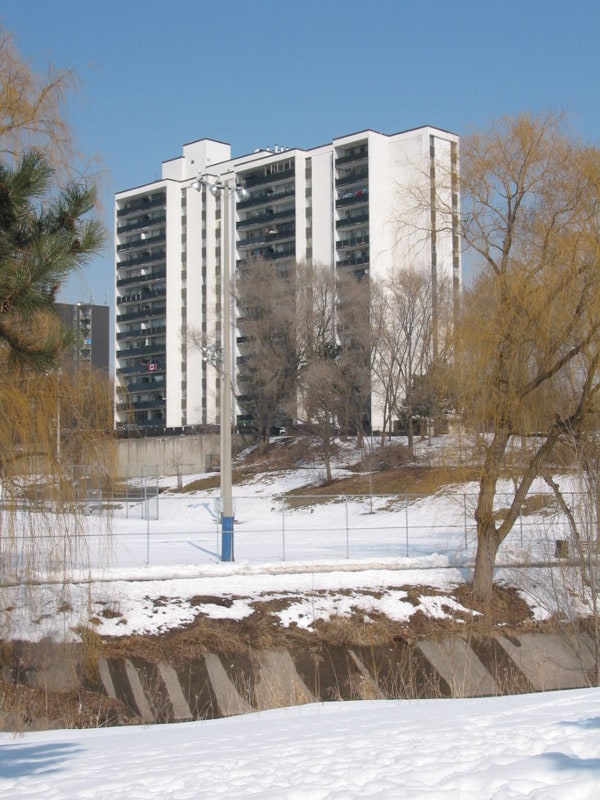 890 Jane Street, Toronto, ON M6N 4C3 - 2