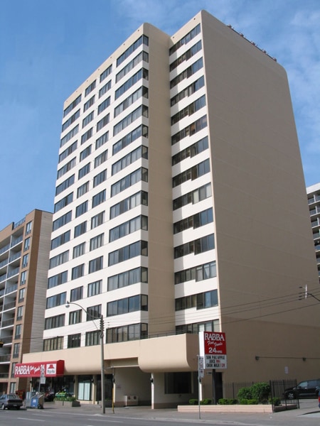 256 Jarvis Street, Toronto, ON M5B 2J4