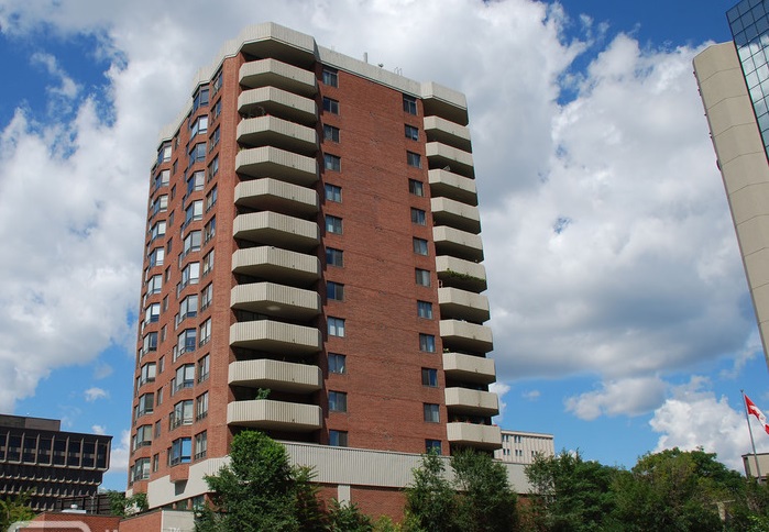 192 Jarvis Street, Toronto, ON M5B 2J9