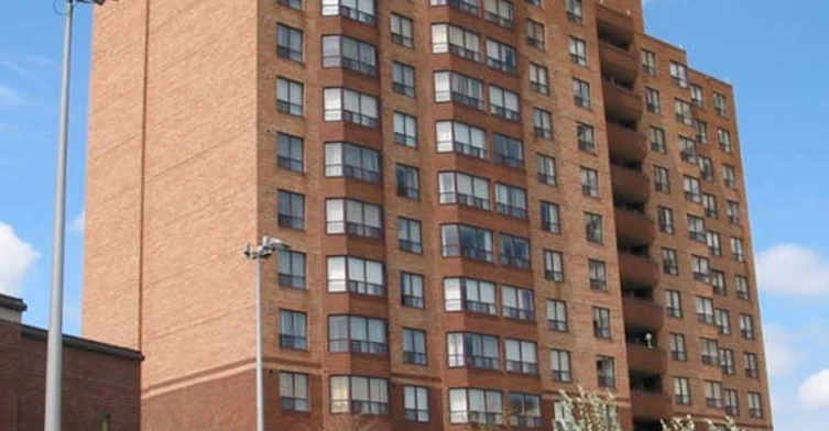 15 King Street, Toronto, ON M9N 1K9