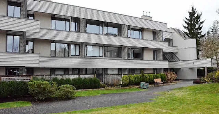 15275 19 Avenue, Surrey, BC V4A 1X6