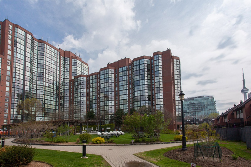 705 King Street West, Toronto, ON M5V 2W8