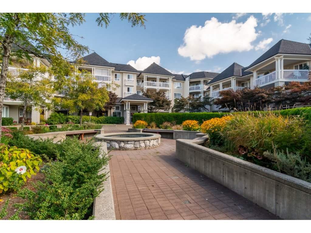 22022 49 Avenue, Langley, BC V3A 3R9