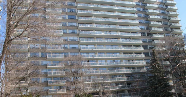 23 Lascelles Boulevard, Toronto, ON M4V 2B9