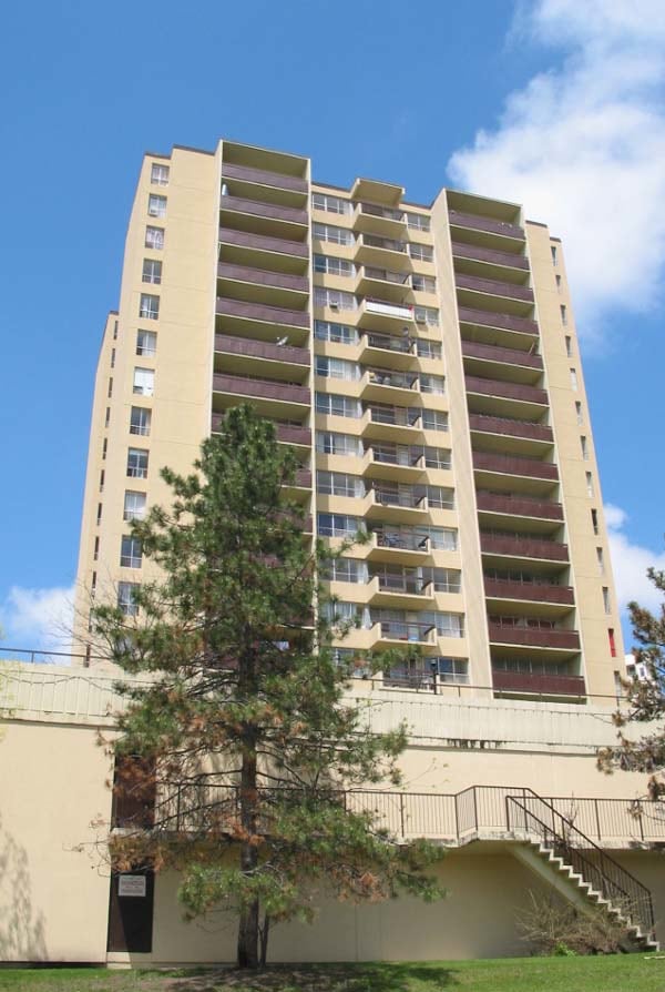 2099 Lawrence Avenue West , Toronto, ON M9N 1H9
