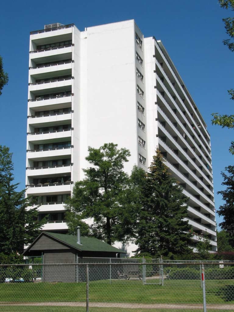 55 Livingston Road, Toronto, ON M1E 1L2