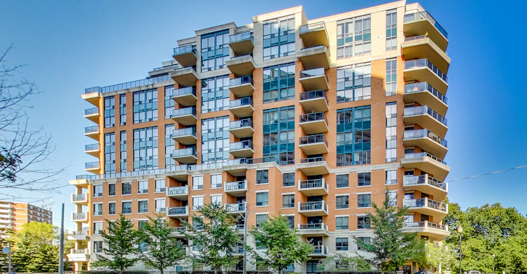 1 Lomond Drive , Toronto, ON M8X 2Z3
