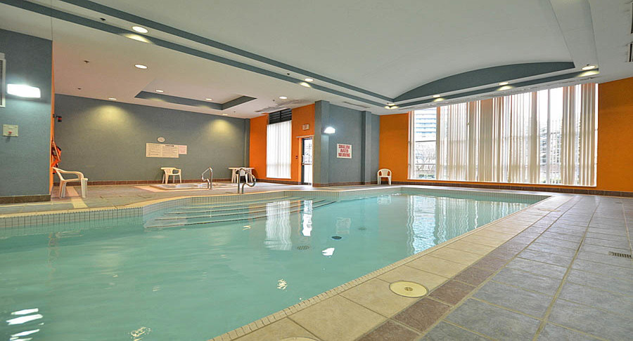 7 Lorraine Drive, Toronto, ON M2N 7H2 - 4