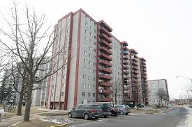 200 Lotherton Pathway, Toronto, ON M6B 2G6