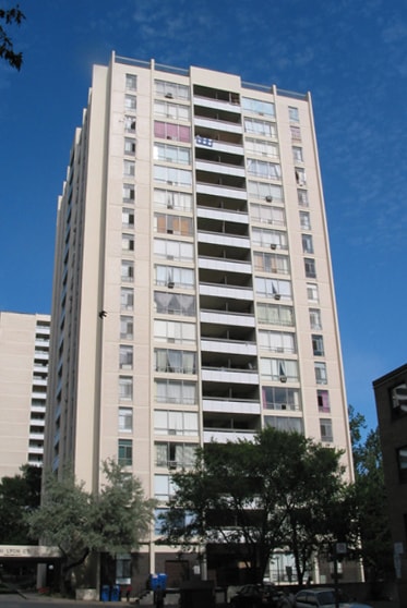 141 Lyon Court, Toronto, ON M6B 3H2