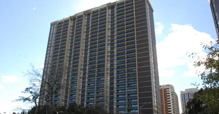 25 Mabelle Avenue , Toronto, ON M9A 4Y1