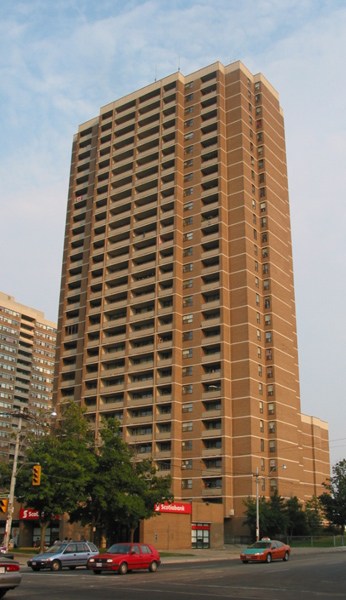 265 Main Street, Toronto, ON M4C 4X3 - 2