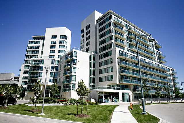 5 Marine Parade Drive, Toronto, ON M8V 4B4
