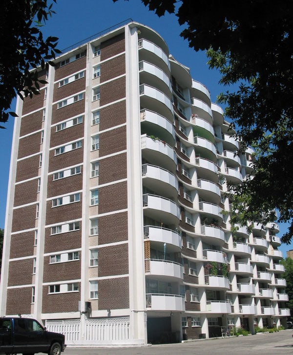 21 Maynard Avenue, Toronto, ON M6K 2Z8