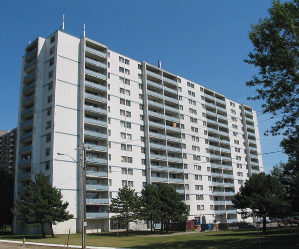 370 McCowan Road, Toronto, ON M1J 1J3