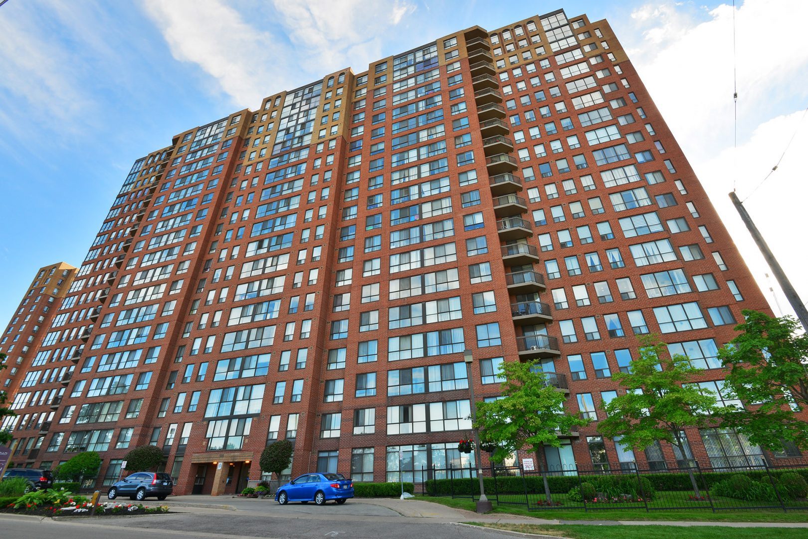 330 McCowan Road , Toronto, ON M1J 3N3