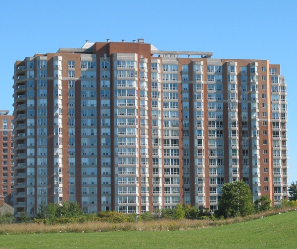 400 McLevin Avenue, Toronto, ON M1B 4Z8