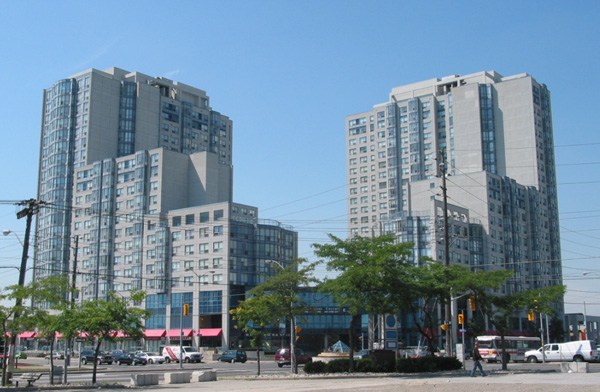 1450 Midland Avenue, Toronto, ON M1P 2R7 - 2