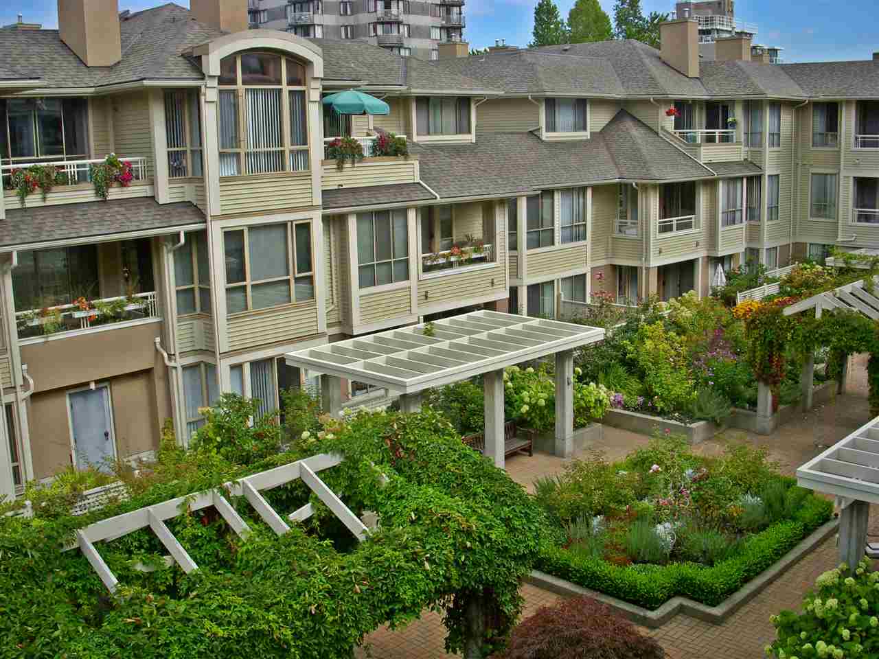 3790 7th Avenue West, Vancouver, BC V6R 1W8