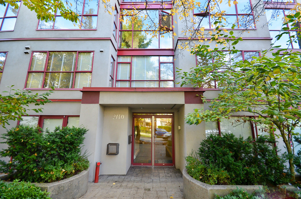 2140 12th Avenue West, Vancouver, BC V6K 2N2
