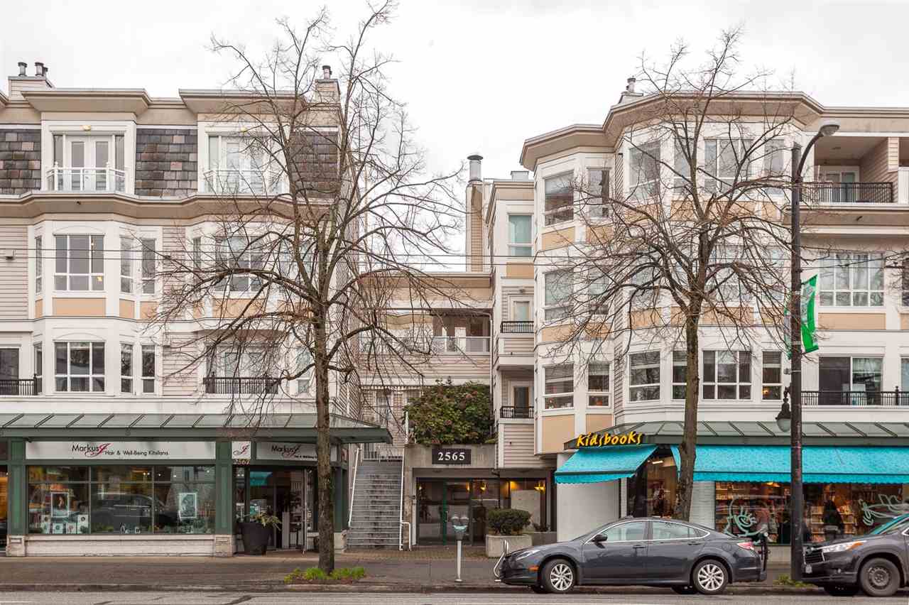 2565 Broadway  West, Vancouver, BC V6K 2E9