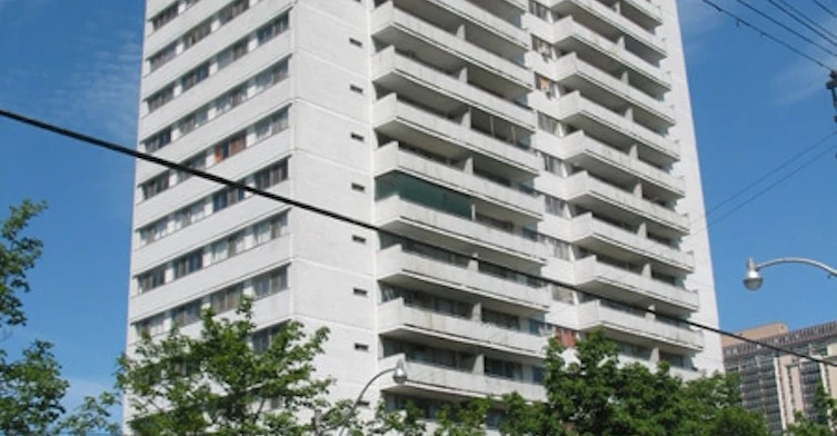 890 Mount Pleasant Road, Toronto, ON M4P 2L4
