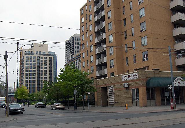88 Mutual Street, Toronto, ON M5B 2N3 - 3