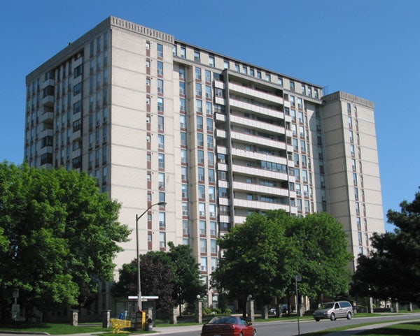 130 Neptune Drive, Toronto, ON M6A 1X5