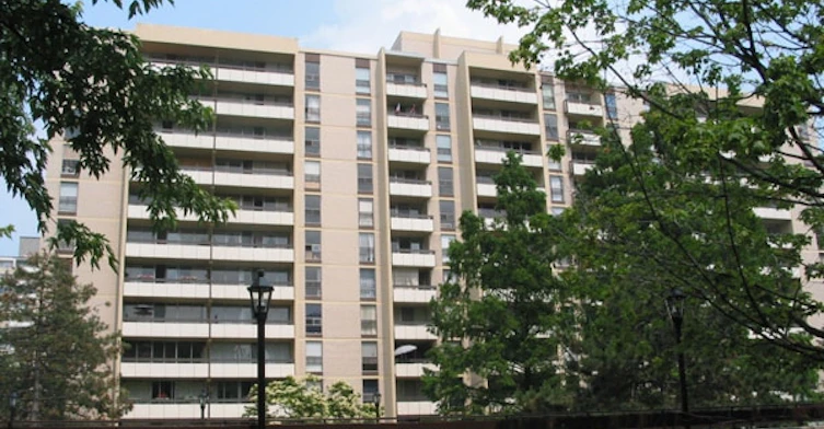 66 Oakmount Road, Toronto, ON M6P 2M4