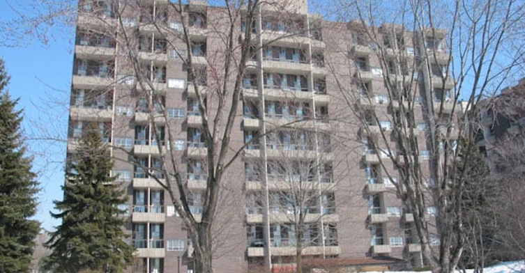 35 Ormskirk Avenue, Toronto, ON M6S 1A8