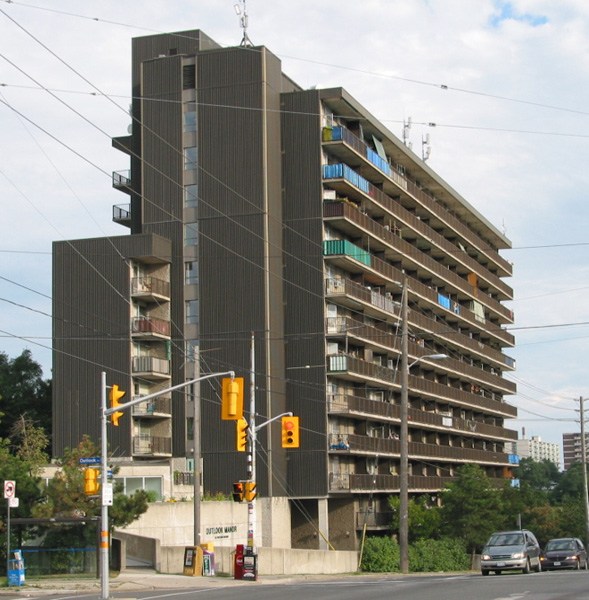 55 Outlook Avenue, Toronto, ON M6N 4T9 - 2