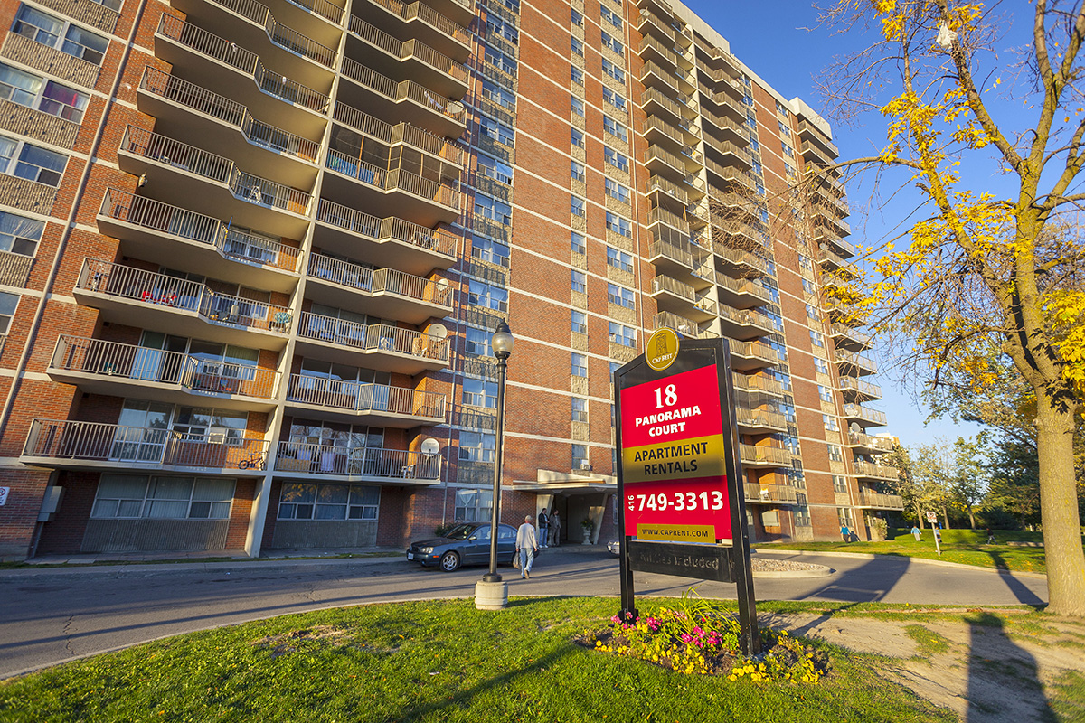 18 Panorama Court , Toronto, ON M9V 3Z8 - 2