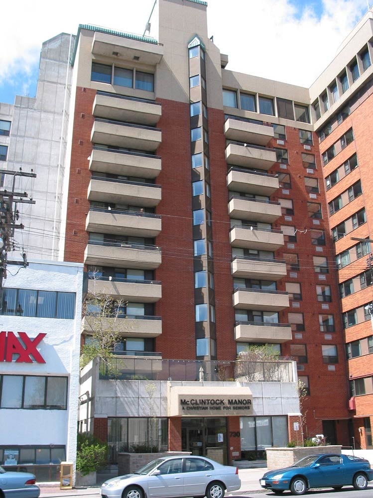 730 Pape Avenue, Toronto, ON M4K 3S8 - 2