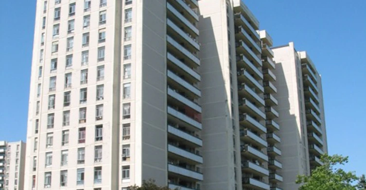110 Parkway Forest Drive, Toronto, ON M2J 1L7