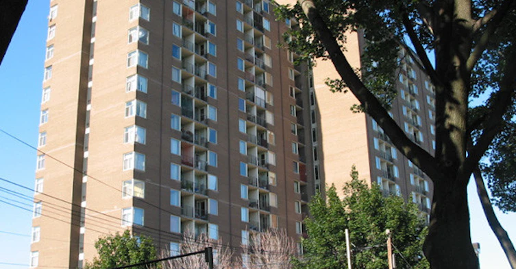 61 Pelham Park Gardens, Toronto, ON M6N 1A7