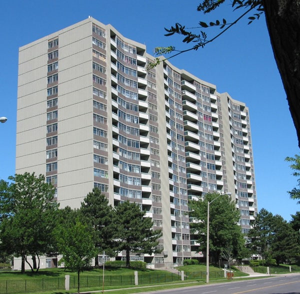 3050 Pharmacy Avenue, Toronto, ON M1W 2N7