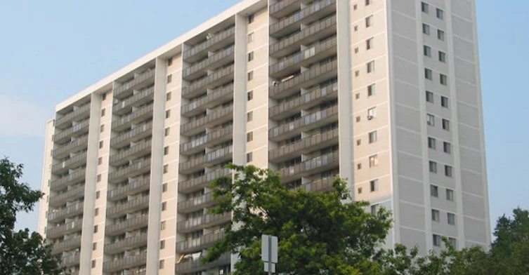 283 Pharmacy Avenue, Toronto, ON M1L 3G1