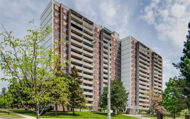 100 Prudential Drive, Toronto, ON M1P 4V4