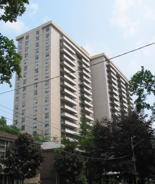 77 Quebec Avenue, Toronto, ON M6P 2T4 - 2