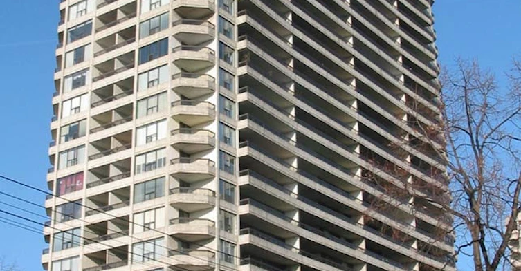 50 Quebec Avenue, Toronto, ON M6P 2V8