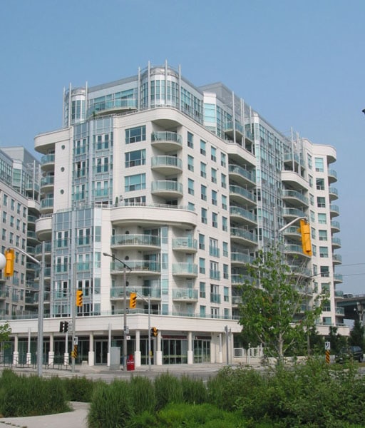 600 Queens Quay West, Toronto, ON M5V 3M3